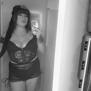 Meet your Posher, Helena